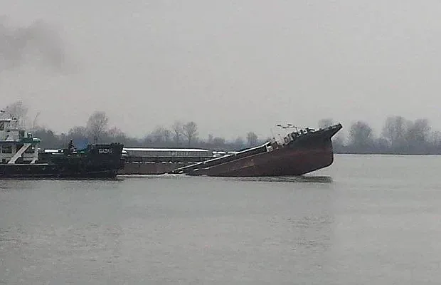 Страшна опасност в Дунав. Отровена ли е с азот реката?