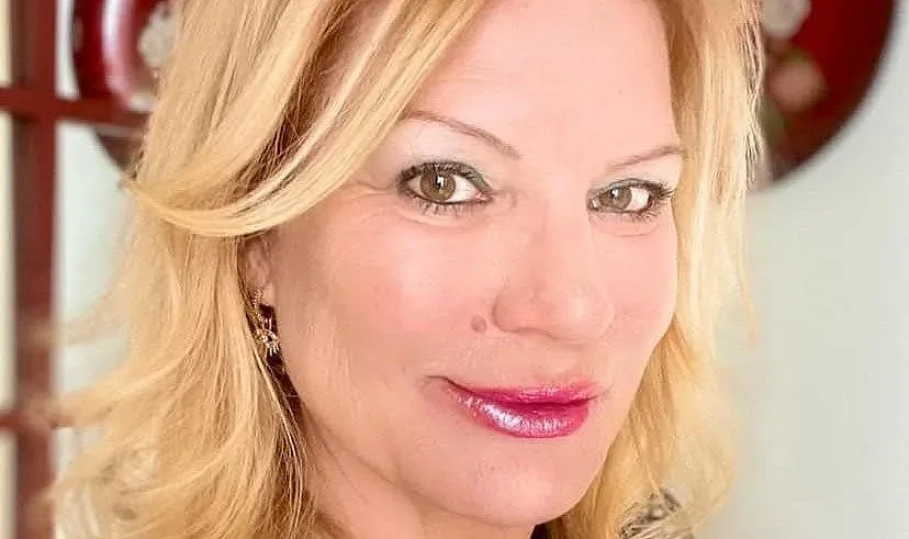 Шок! Телефон на наша журналистка цъфна в порно сайт