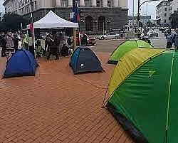 Протести в Белград. Какво се случва