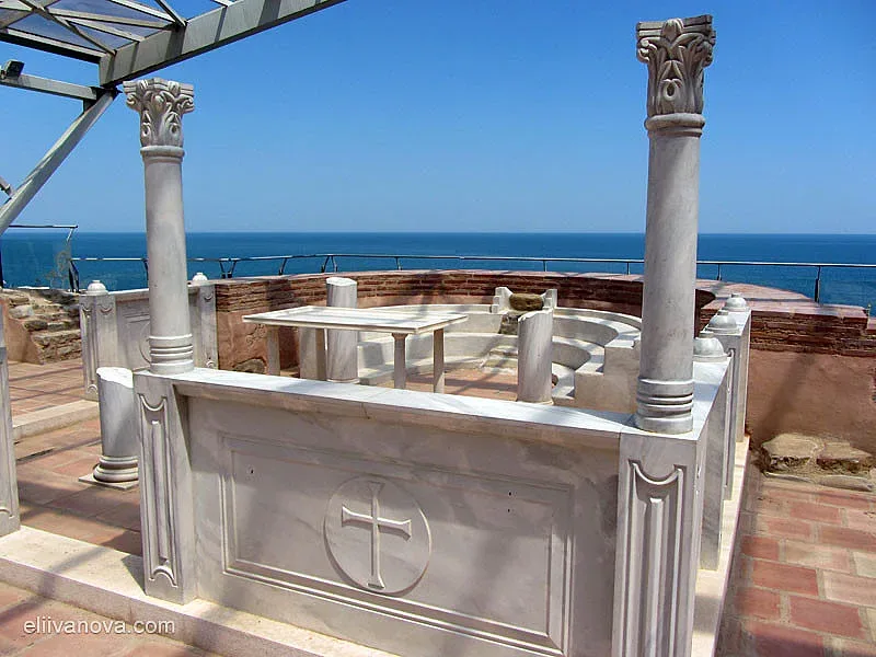 Крепостта, която е пазила виното на древните траки