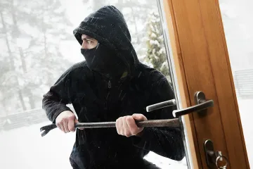 Как да защитим дома си от кражби по празниците