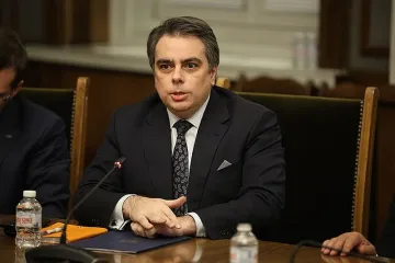 Асен Василев с важни новини за членството в еврозоната