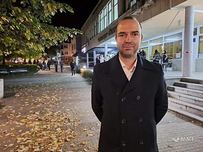 Кмет зашемети всички българи със заплатата си