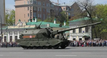 Русия струпва най-нови оръжия по границата с Финландия! Какво става
