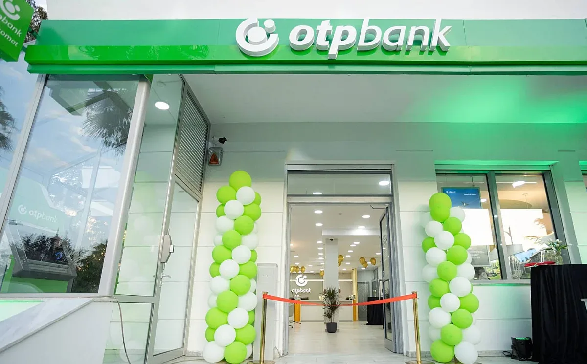 Собственикът на Банка ДСК с 1,28 млрд. евро печалба за 6 месеца