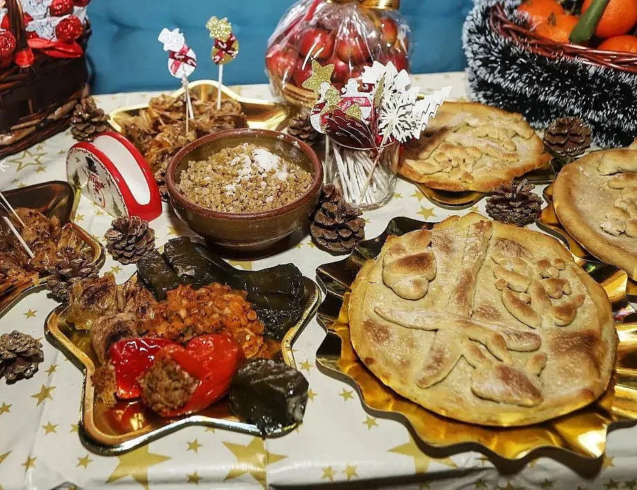 Още не е късно! Ето какви късмети се слагат в питката за Бъдни вечер