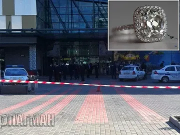 Мъж омая продавачка и задигна пръстен с диамант