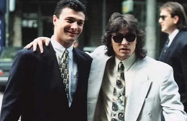 Помните ли боса на ВИС Васил Илиев! За първи път снимки на дъщеря му и жена му