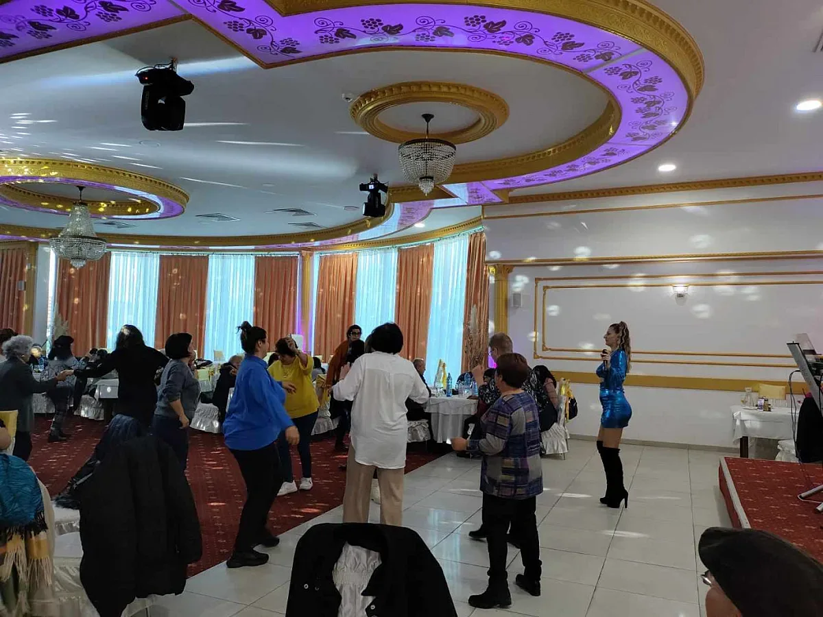 Евтиния: Коледните банкети - в Северна Македония