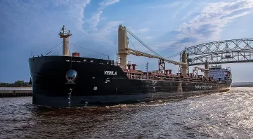 Министър с горещи новини за моряците от "Верила"