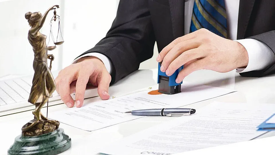 Ключово решение за нотариусите. Заверяват следите в интернет