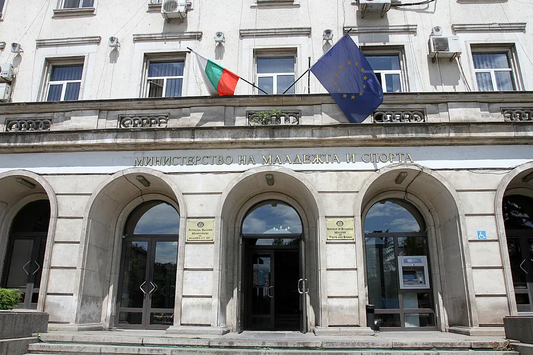 Торба с пари, гонитба и олимпийска легенда в скандала с подкупа