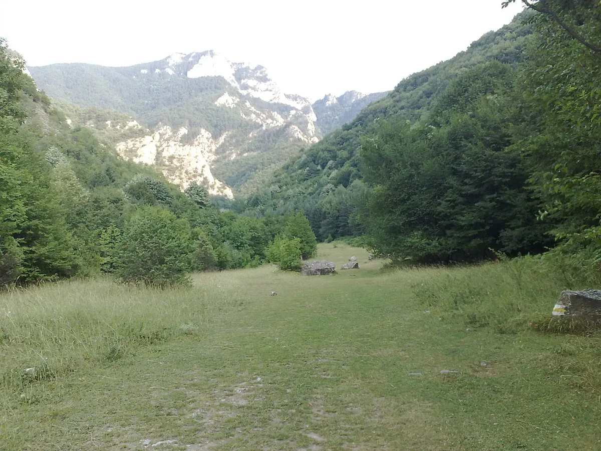 Магията на извор събира туристи отвсякъде