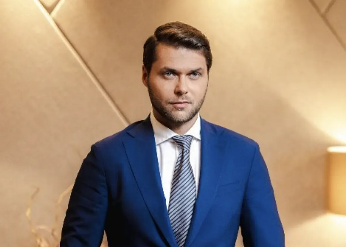 Дамите припадат! Сензационни кадри на новия Ерген