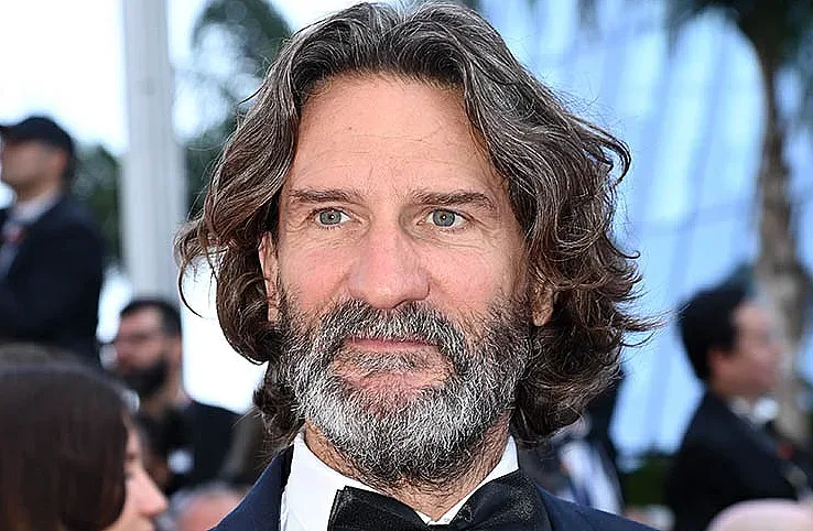 Световен скандал. Арестуваха касов писател за изнасилване