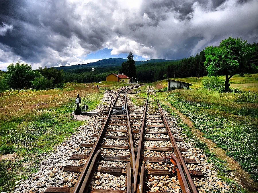 Най-високата жп гара на Балканите е на шеметно място