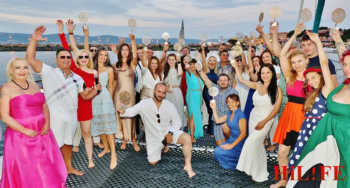 Племенникът на Арета Франклин акостира в Несебър за Summer Bright Awards