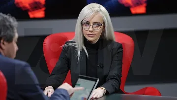 Психоложка каза истината! Тя ли е новото гадже на Слави?