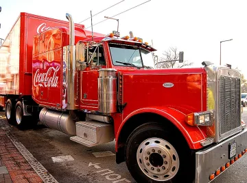 BILLA България посреща коледния камион на Coca-Cola