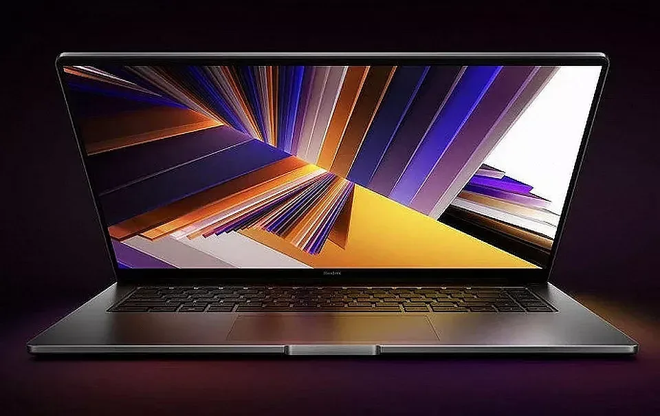 Бюджетният лаптоп конкурира МacBook (снимки)