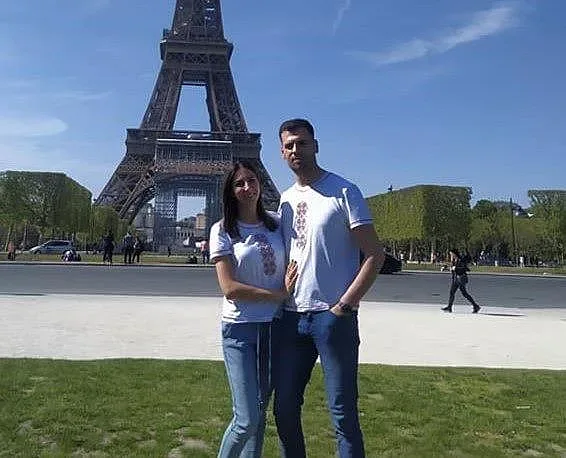 Като за турски сериал: Кмет кръшка на жена си...