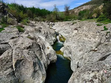 Река оформя 2 уникални каньона