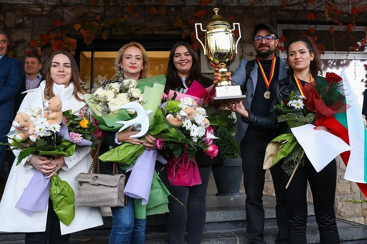 Решено! Колко пари взимат шахматните ни кралици