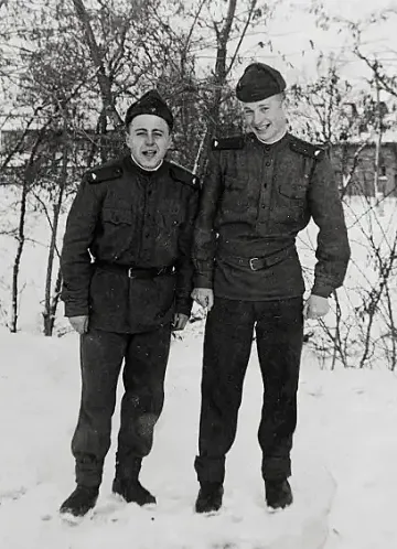 Ще познаете ли този велик български актьор? Уникални снимки