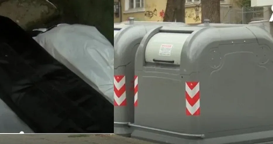 Бездомник смрази наш град! Какво намери в боклука