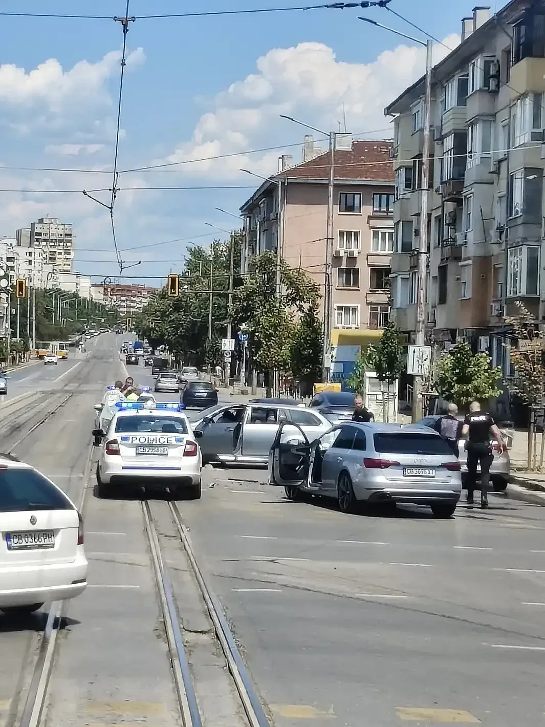 Брутално меле в центъра на София. Затруднено е движението