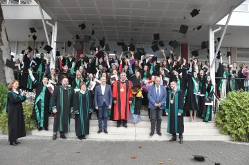 Медицинси факултет при Тракийски университет изпрати бакалаврите от випуск 2023