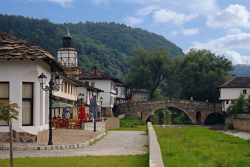 Кивгиреният мост впечатлява с автентична архитектура