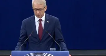 Денков отсече! Нападна лошо Русия
