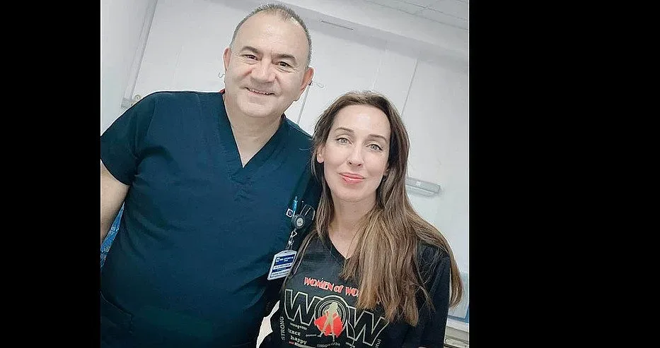 Наш лекар стана абсолютен хит! Сравниха го с Бог