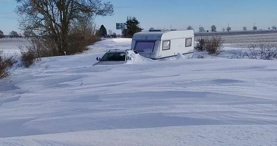 Нямало сняг! Ето чудото в страната