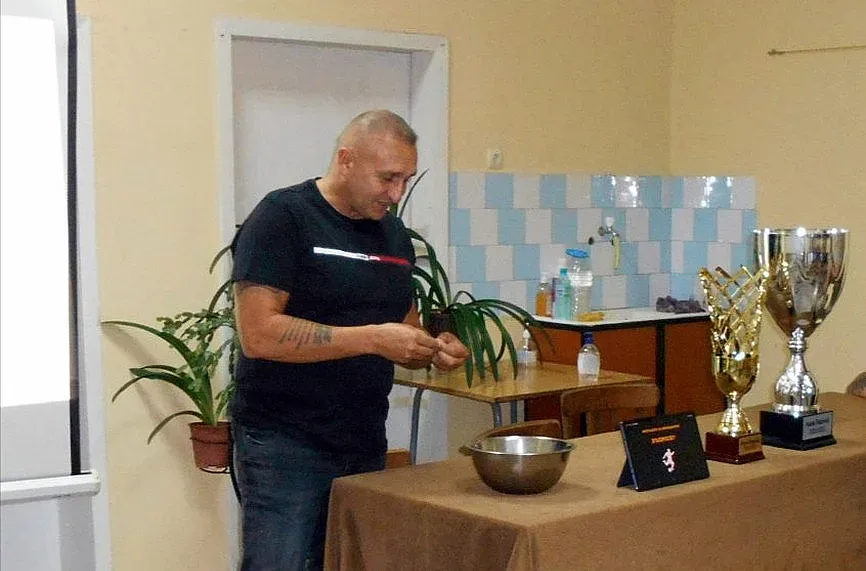 Човек на Бербатов организирал протеста, превърнал се в погром в София