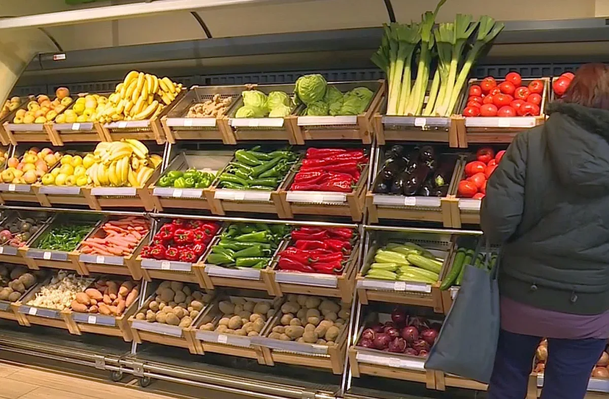 Цените на основни храни продължават да се повишават у нас