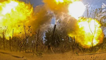 Украинска атака предизвика голям пожар в руски град на Черно море