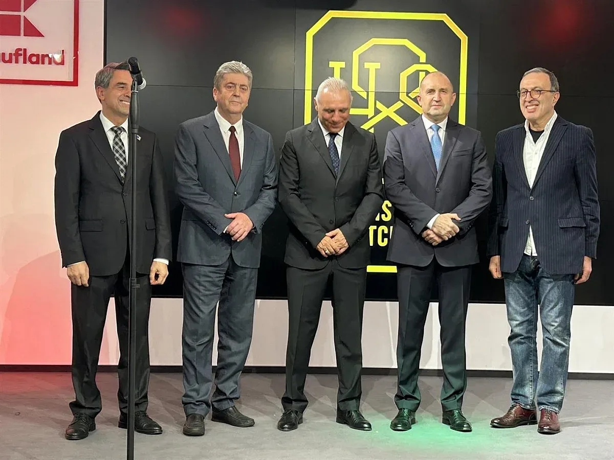 Стоичков откри уникален музей! Гостите са изумителни