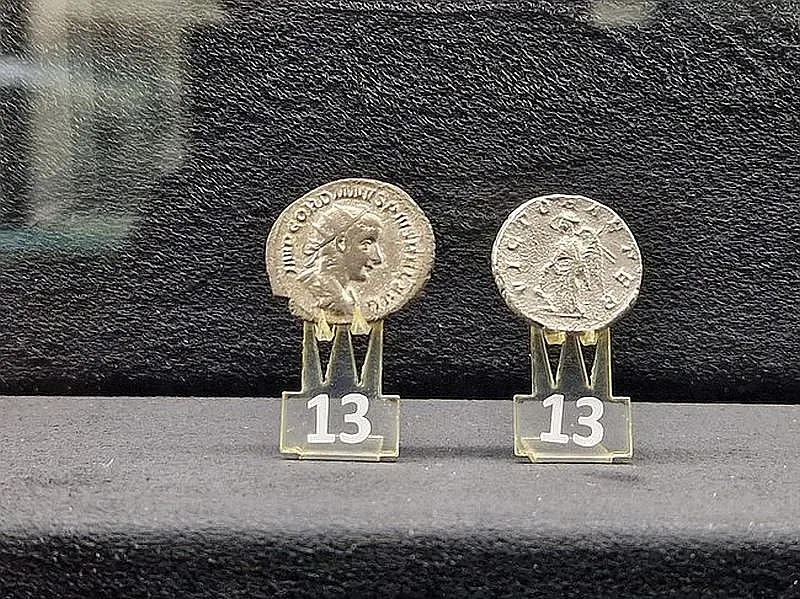 Показват в музей редки монети, намерени от археолози у нас