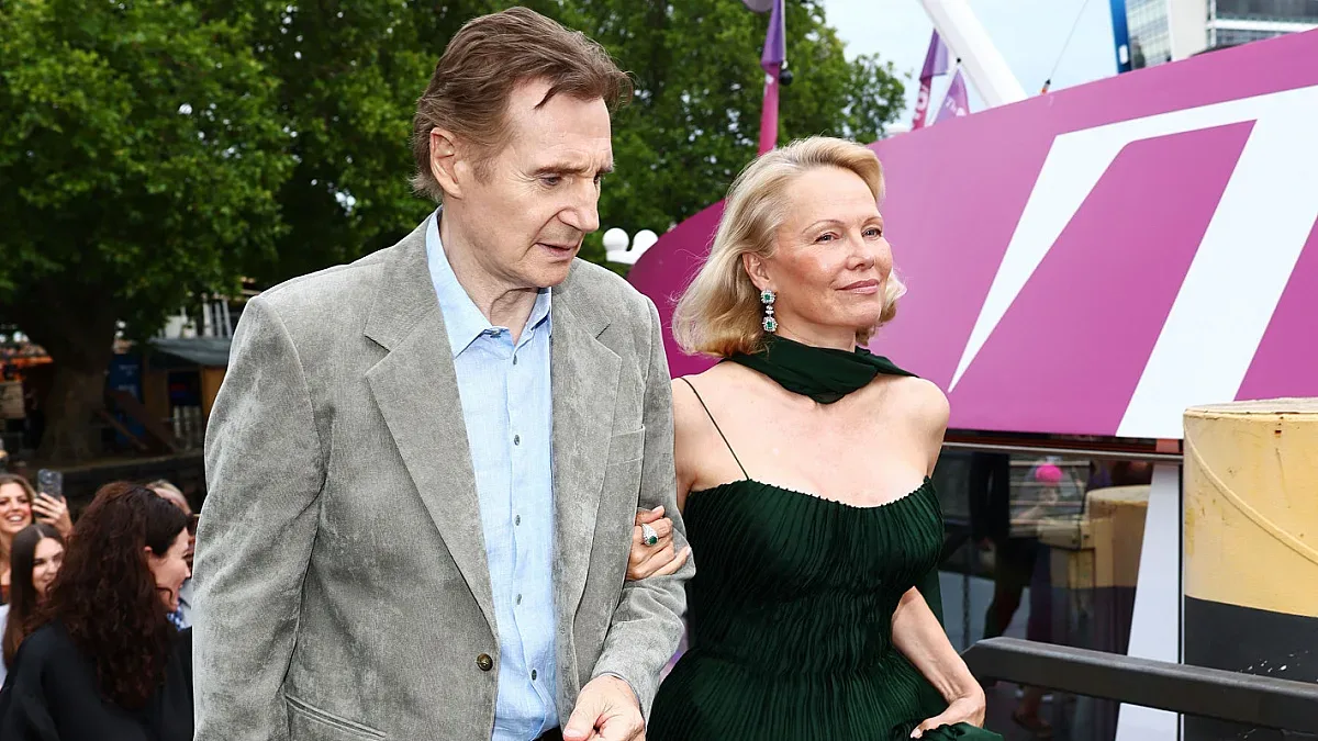 Новата сензация в Холивуд! Двойка ли са Памела Андерсън и Лиъм Нийсън? /СНИМКИ/