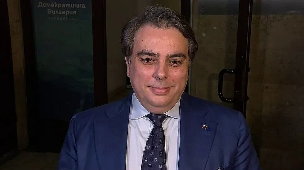Революция с данък сгради. Асен Василев изненада всички