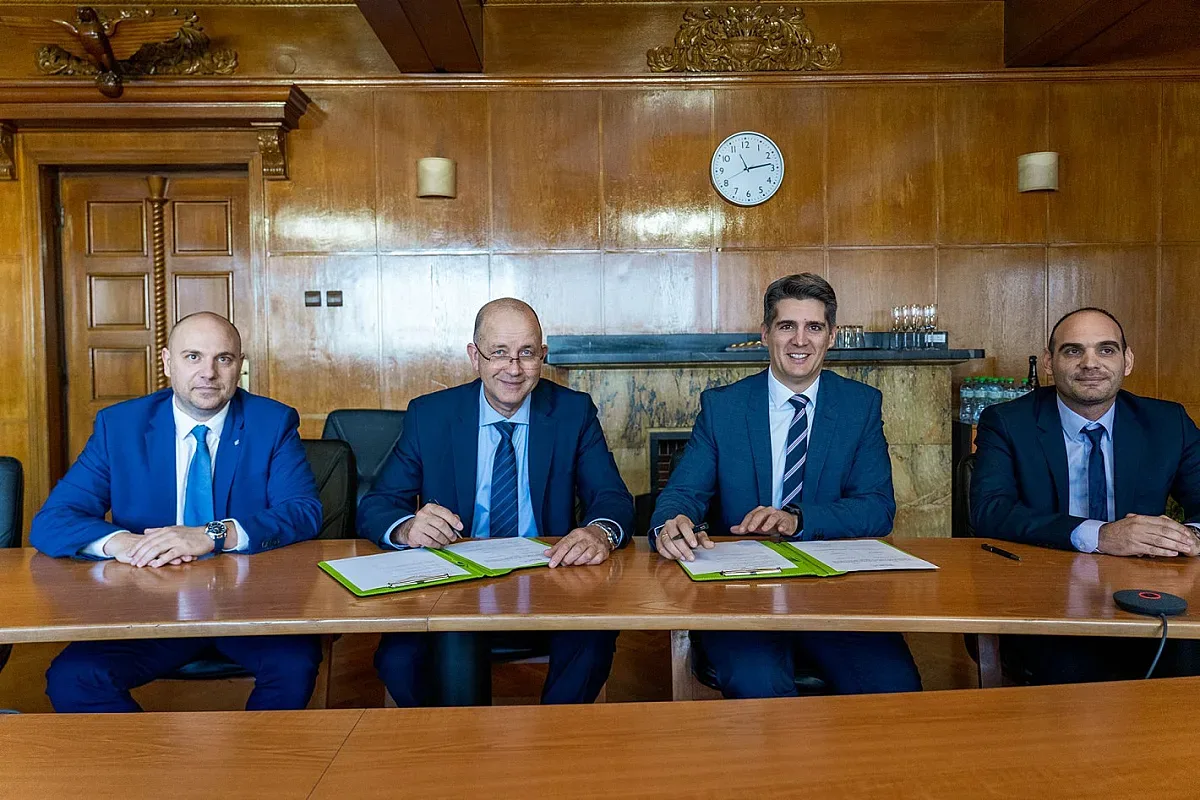 Реновират покрития паркинг на Терминал 2 за 24,5 милиона лева