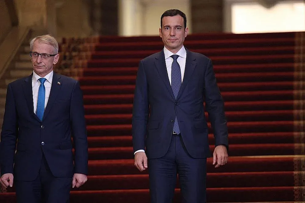 Денков и Терзиев със съдбовна среща. Нещо страшно става със СОС след 3 месеца