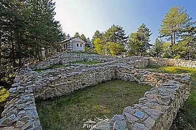 Мистерията на Безименният град