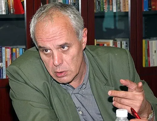 Андрей Райчев разкри защо Нинова се държи като свекърва с Ваня Григорова