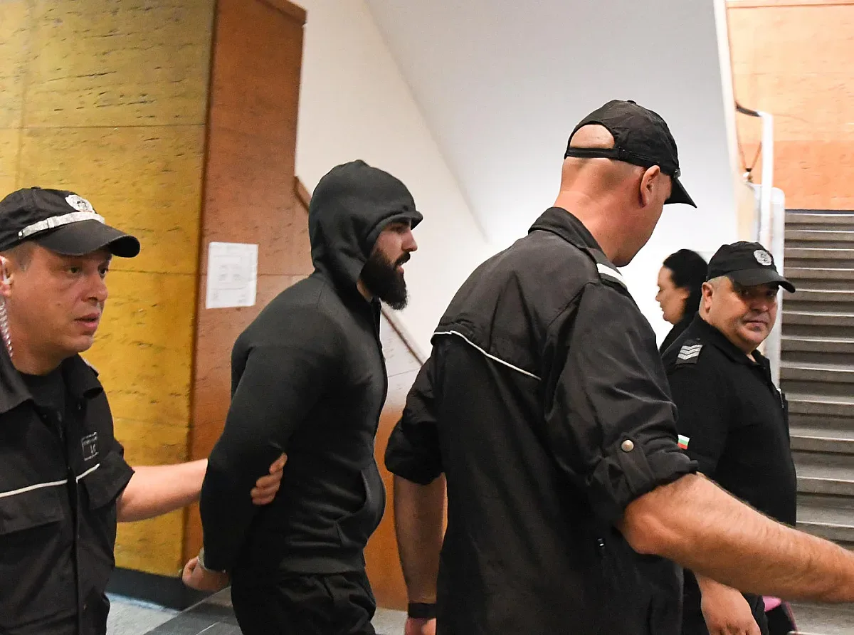 Примката се затяга! Тежки дни за звяра, гаврил се с Дебора