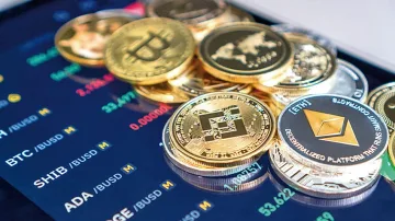 Радост за банките! Плащаме в брой само до 5000 лева
