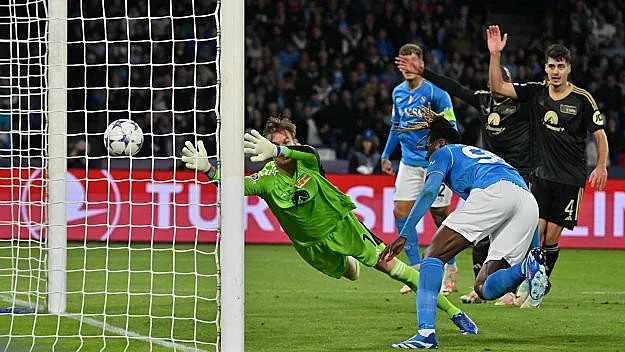 Драма в ШЛ! Исторически мач за Унион