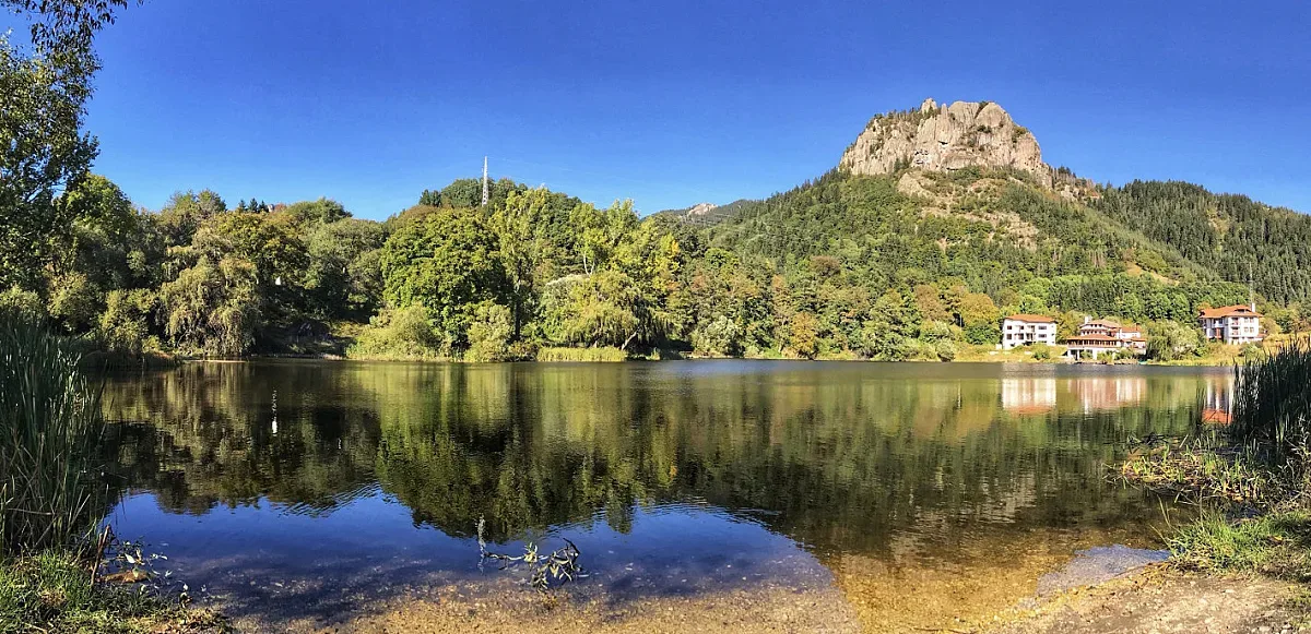 Смолянските езера, които от 20 станаха 8